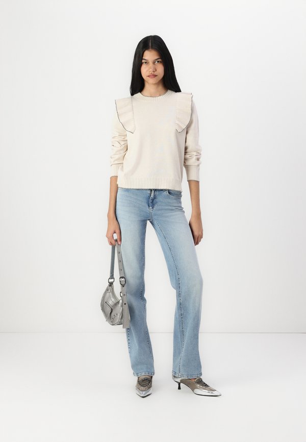 ONLBLUSH - Straight leg jeans2