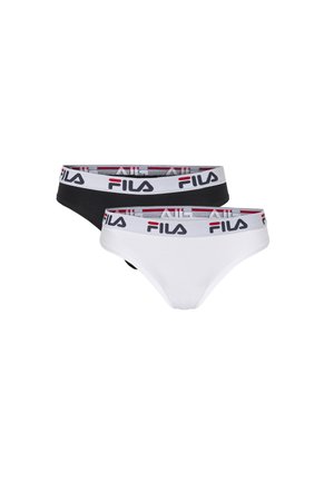 Twee damesbikini-onderbroeken van het merk FILA, één zwarte en één witte, elk met een witte tailleband met het FILA-logo in zwart en rood.