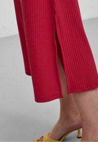 Pieces Maxi šaty - purple