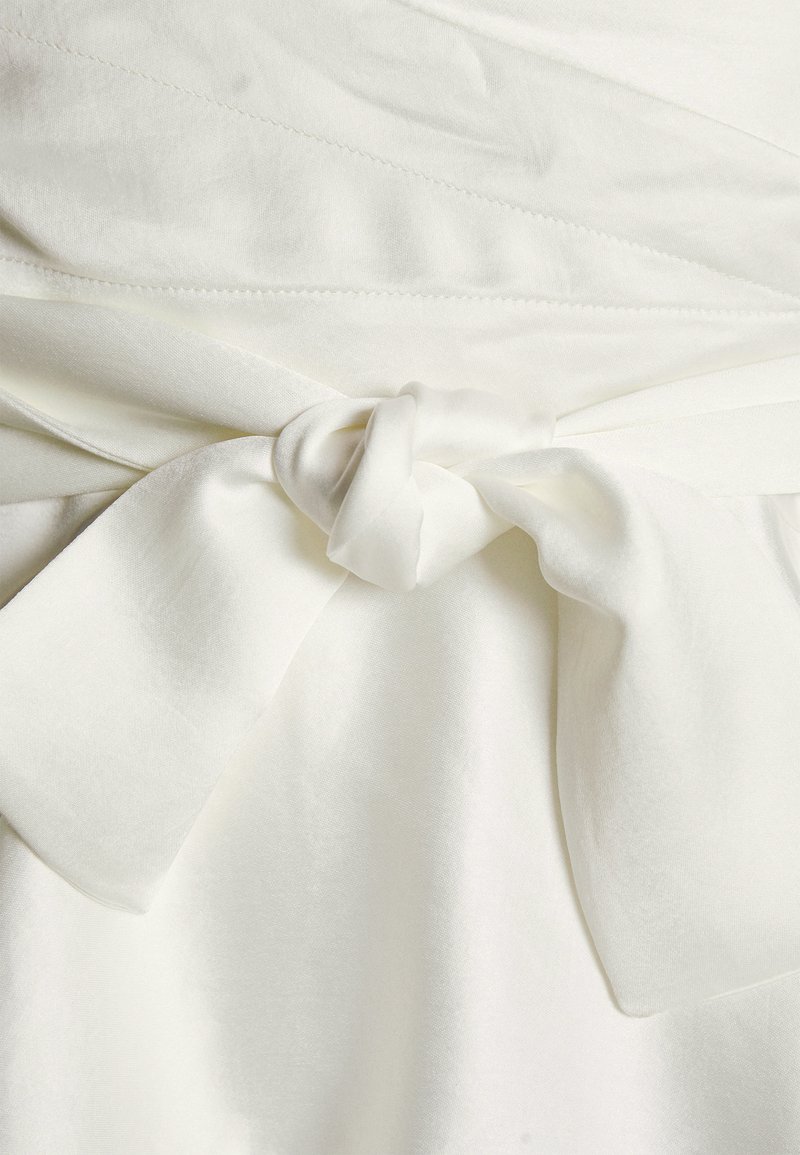 Damen Freizeitkleider | HUGO KESTANI Ballkleid creme/offwhite - PQ40190 Damen Freizeitkleider | HUGO KESTANI Ballkleid creme/offwhite - PQ40190