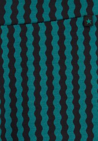 WE Fashion Tajice-hlače - green