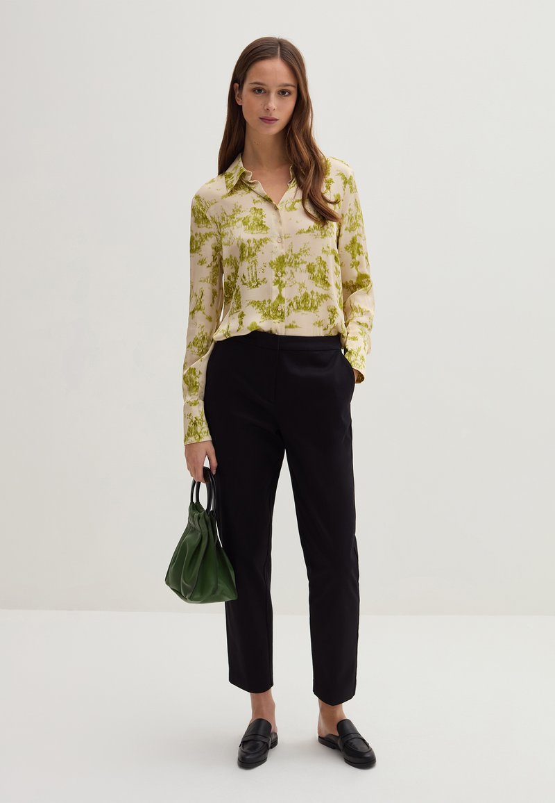 Stefanel Chino zwart Stefanel Chino zwart