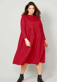 Angel of Style MIDI RUNDHALS LANGARM QUERNAHT - Denní šaty - red