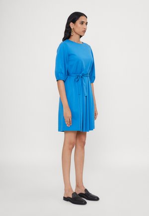 JUMBO - Jersey dress - oceano