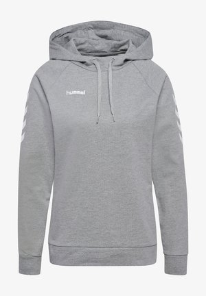 Sudadera gris hecha de una suave mezcla de algodón, con capucha ajustable, mangas raglán y un patrón de chevron blanco en los lados.