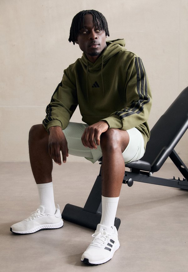 ESSENTIAL THREE STRIPES  - Hoodie3