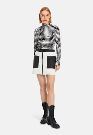 Langarmshirt - black and white