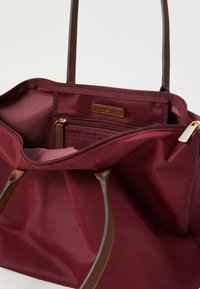 Tommy Hilfiger POPETTE - Tote bag - deep rouge