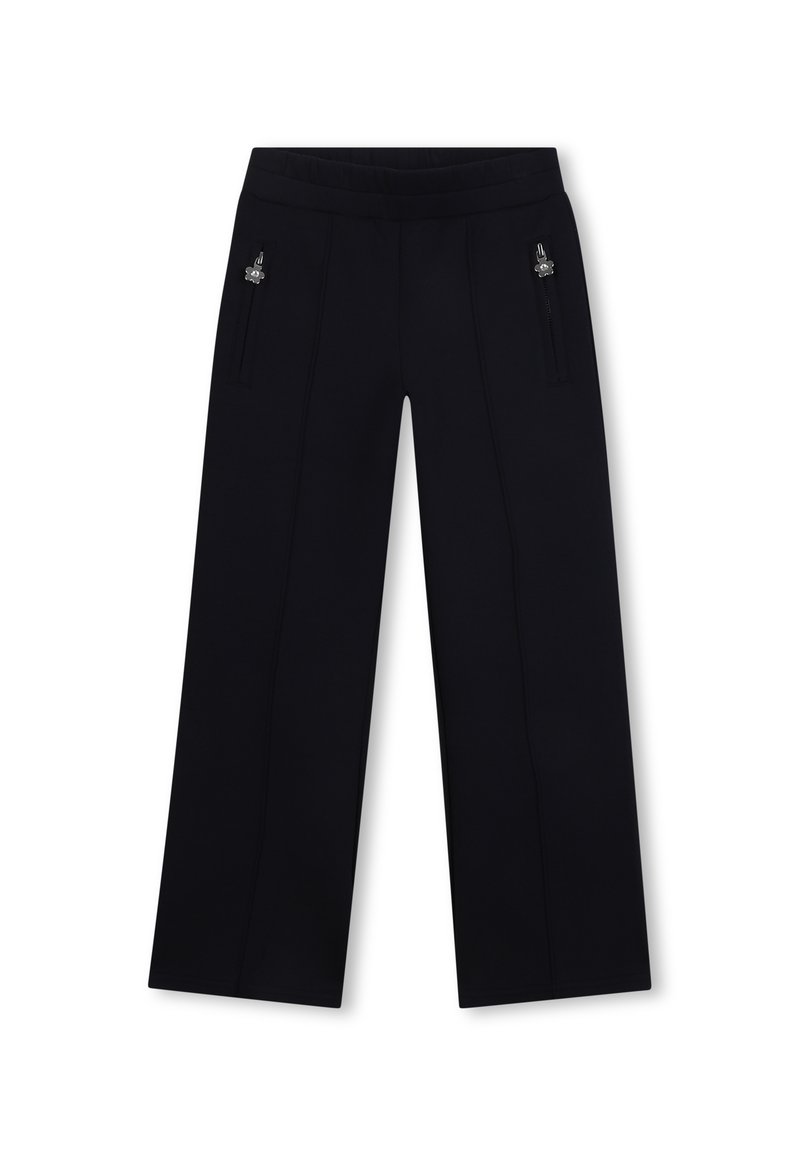 Pantalons larges noirs avec une texture lisse, comportent deux poches zippées et une taille plate pour un ajustement confortable.
