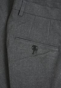 Thumbnail Image 7