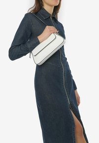 Miriade SPALLA ELIDE - Borsa a mano - bianco