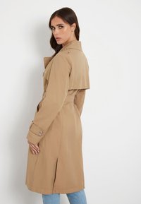 Guess Trench - beige