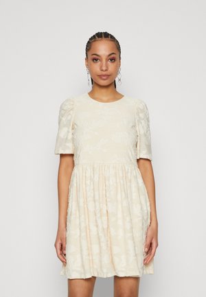 JDYSILKY DRESS - Nappali ruha - sandshell