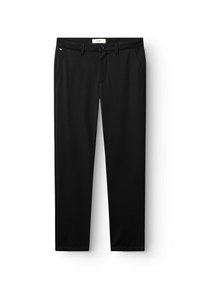 Schwarze Hose aus glattem Stoff, mit einem normalen Bündchen, vorderen Taschen und einem Reißverschluss mit Knopfverschluss.