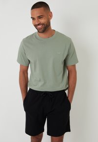 Threadbare HALLIN SET - Conjunto de pijama - sage