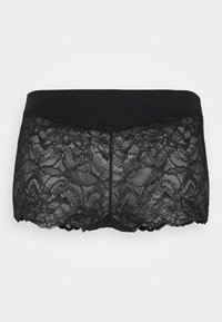 Bañadores tipo boyshort de encaje negro con una cinturilla negra lisa, que presentan intrincados patrones de encaje floral y bordes en forma de ola. El ajuste es ceñido y cómodo.