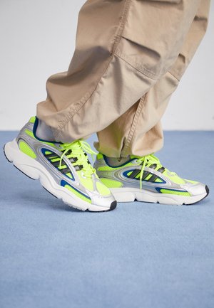 Sneaker low - neon yellow
