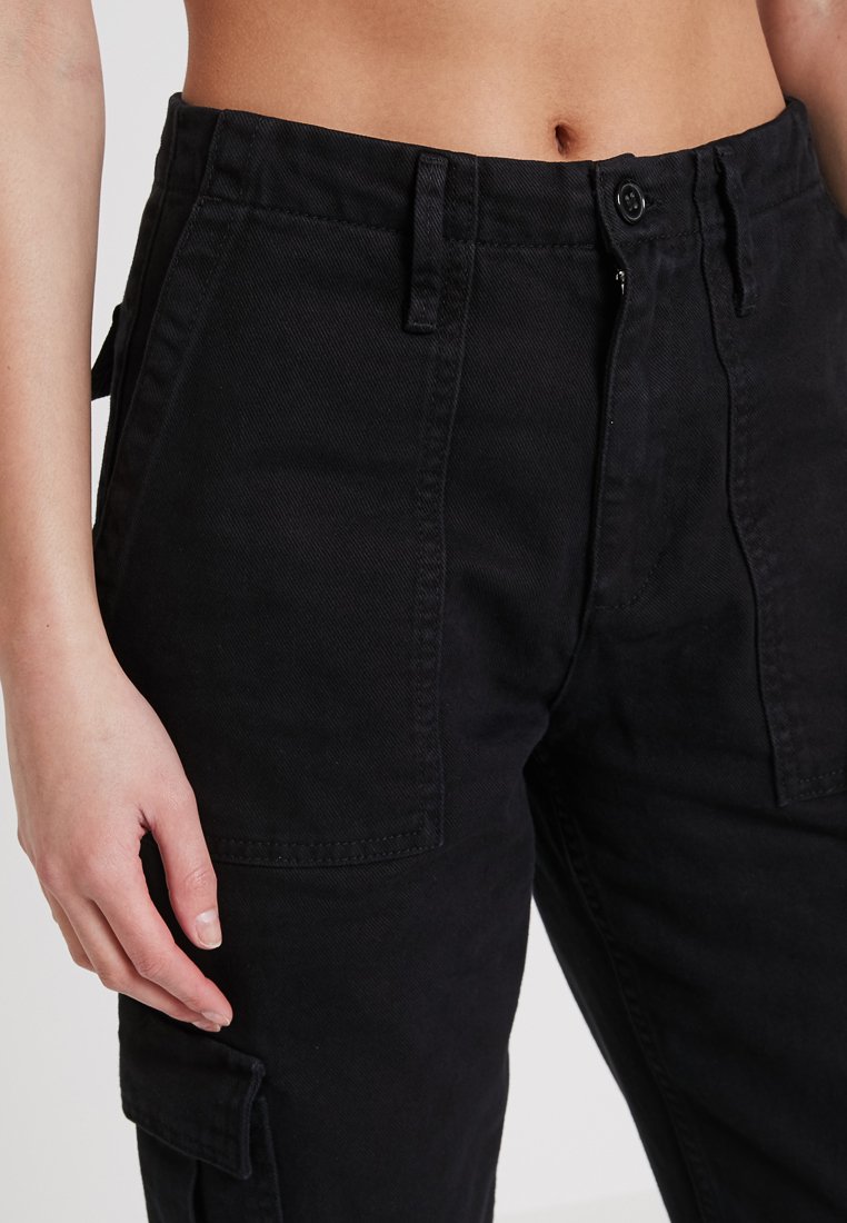 urban outfitters combat trousers