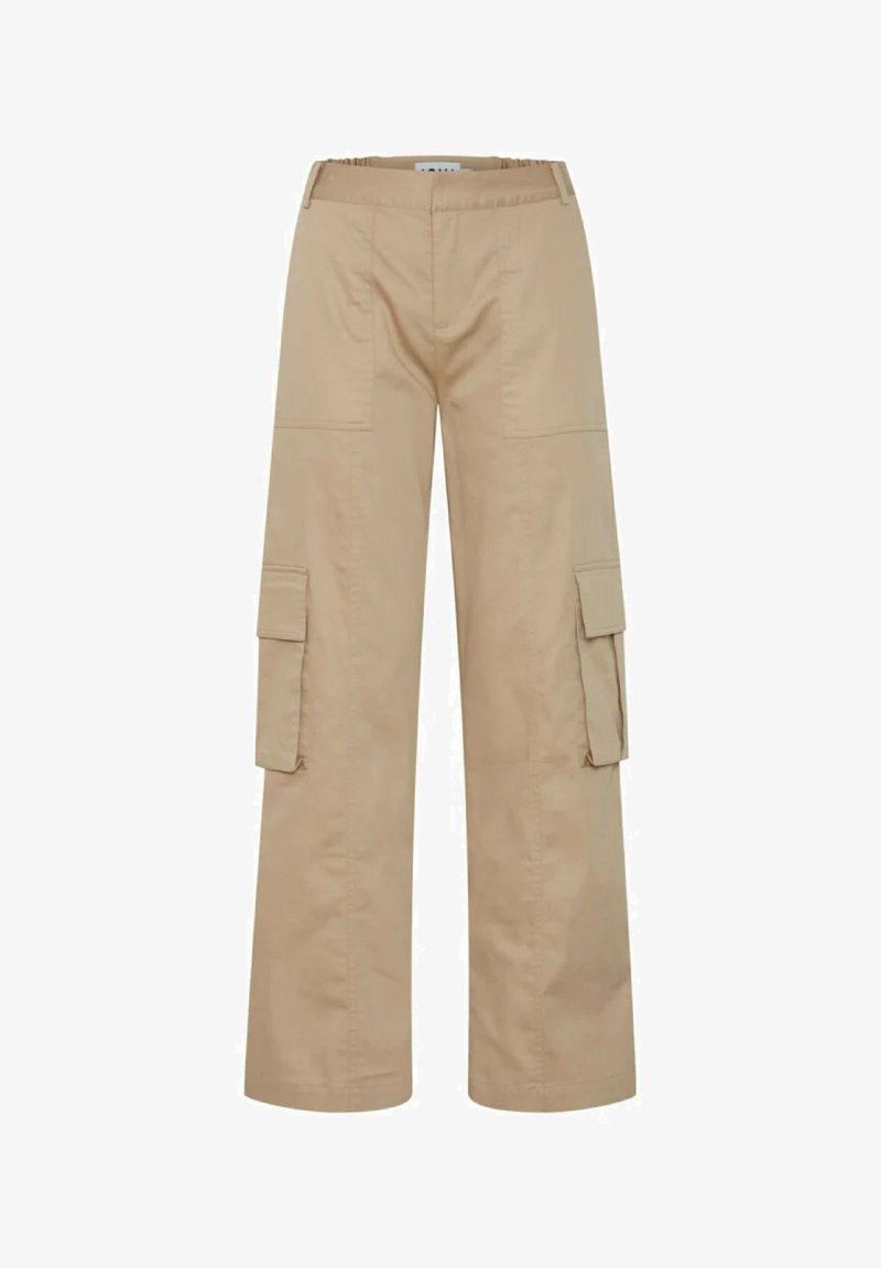 Pantaloni cargo beige con una vestibilità rilassata, caratterizzati da numerose tasche laterali, un tessuto testurizzato e una vita elasticizzata per il comfort.