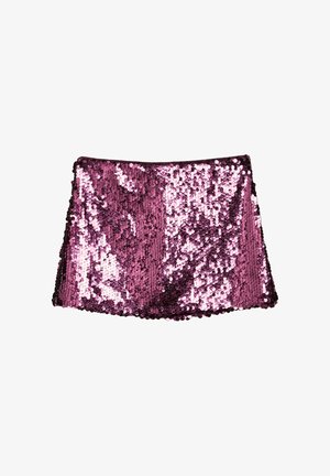 Krátka ružová sukňa z flitrov so stretnutým strihom a hladkou textúrou. Husto pokrytá lesklými flitrami, ktoré odrážajú svetlo. Spodný lem je zakončený korálkovým okrajom.