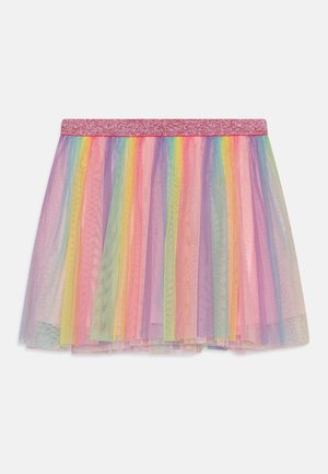 Jupe en tulle avec des rayures verticales aux couleurs de l'arc-en-ciel et une large ceinture élastique rose pailletée.