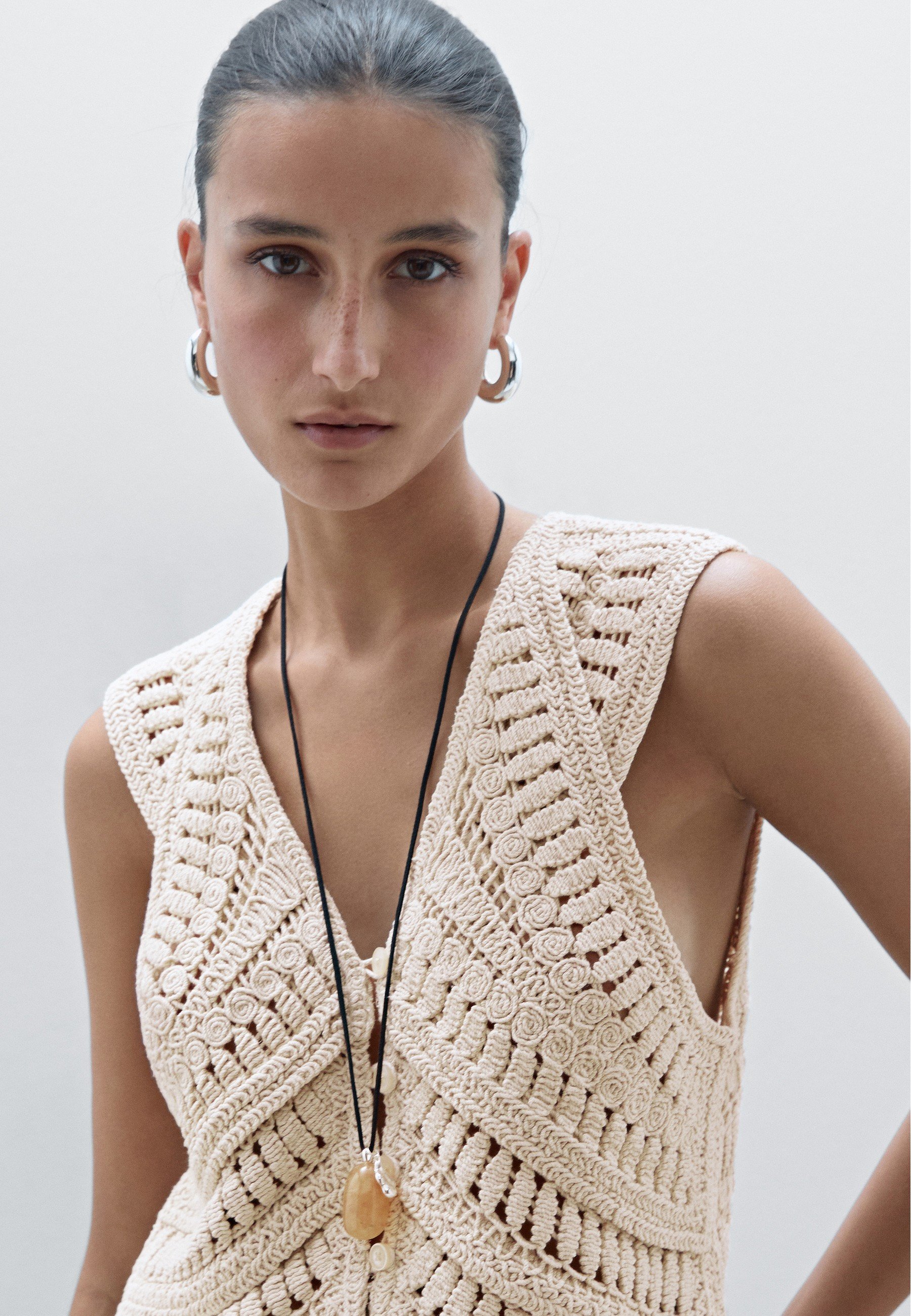 Massimo Dutti Waistcoat - beige - Zalando.co.uk