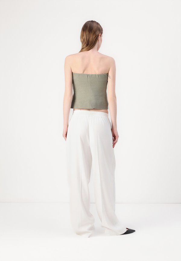 JULIA - Trousers - egret2