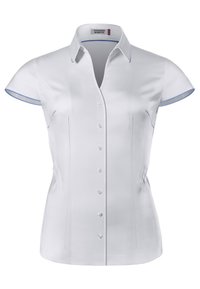 Weiße Bluse mit kurzen Ärmeln, taillierter Passform, Knopfleiste und blauen Akzenten an Kragen und Ärmelsäumen.