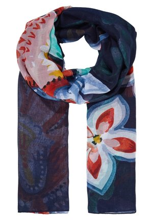 Lichtgewicht sjaal met grote rood-witte bloemen en abstracte meerkleurige patronen op een donkerblauwe achtergrond.