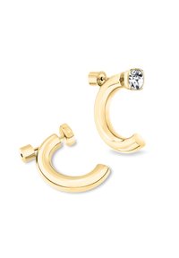 Boucles d'oreilles dorées avec un design incurvé, ornées d'un accent en cristal carré transparent, d'une texture lisse et d'un fermoir à clou pour un port sécurisé.