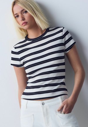 Next, T-Shirt print - black white stripe
