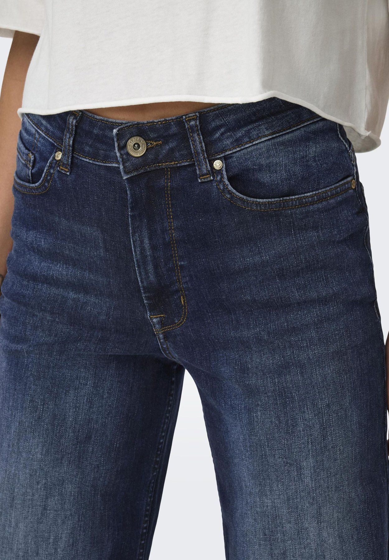 Wide-fit ONLMADISON High waist Wide Leg Fit