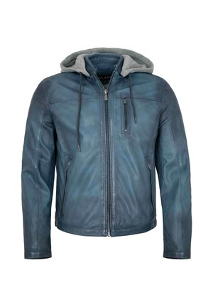 Blaue Lederjacke mit Frontreißverschluss, Reißverschlusstaschen an Brust und Seiten und angenähter grauer Stoffkapuze mit Kordelzug.