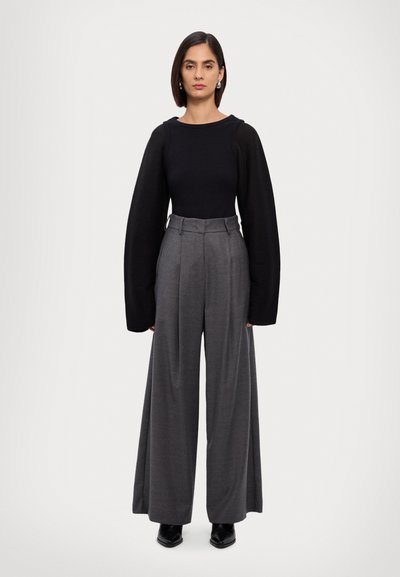 WEEKEND MaxMara MELODIA - Pantalones - grigio medio