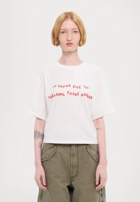 MAX&Co. BOXYCLAIM - Μπλουζάκι με στάμπα - weiss