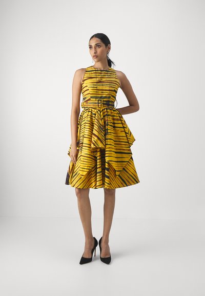 Lukhanyo Mdingi FRILL SLEEVLESS - Cocktail φόρεμα / Φόρεμα για πάρτι - frosty chalk