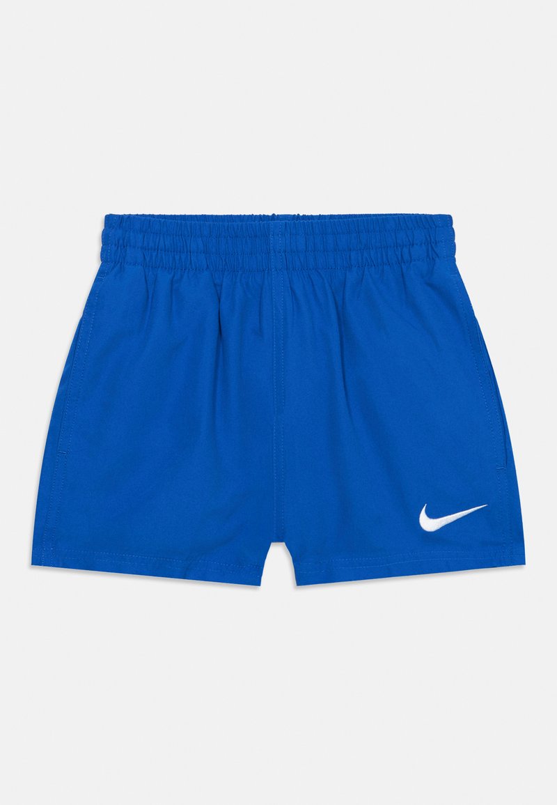 Shorts de sport Nike bleus avec ceinture élastique et logo swoosh blanc sur la jambe droite sur fond uni.