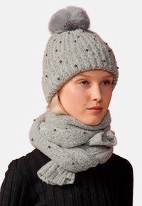 Koroshi SET - Sál - gris   grey