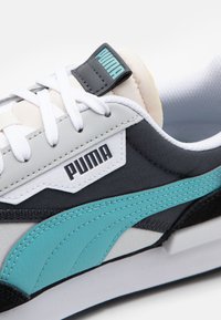 Puma FUTURE RIDER PLAY ON UNISEX - Sapatilhas - porcelain/ebony/black