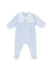Combinaison bébé bleu clair avec manches longues, un col blanc, un détail d'animal brodé et deux boutons décoratifs à l'avant. Tissu doux.