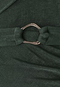 Unselected, khaki