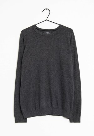 Stickad tröja - grey