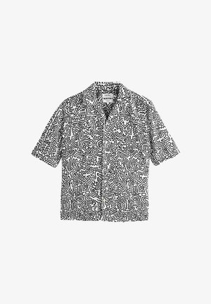 Kurzärmliges Hemd mit einem schwarz-weißen abstrakten Muster, ausgestattet mit einem Reverskragen und geradem Saum. Hergestellt aus leichtem Stoff.