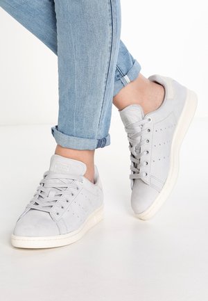 Sneakers - light grey
