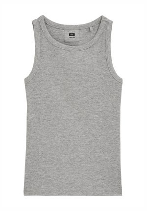 Bez rękawów szary prążkowany bawełniany top na ramiączkach z okrągłym dekoltem, metka rozmiaru 122/128 wewnątrz kołnierza.