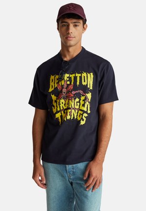 STRANGER THINGS - T-shirt con stampa - blue