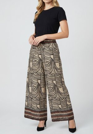 BSB 055-212028 . - Pantalones - beige