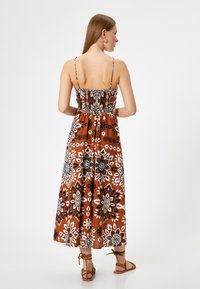 Koton MIDI HALTER NECK - Robe de jour - brown