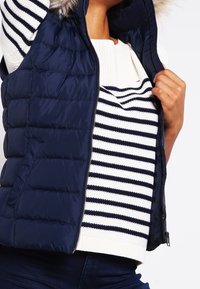 Hilfiger Denim Sweter