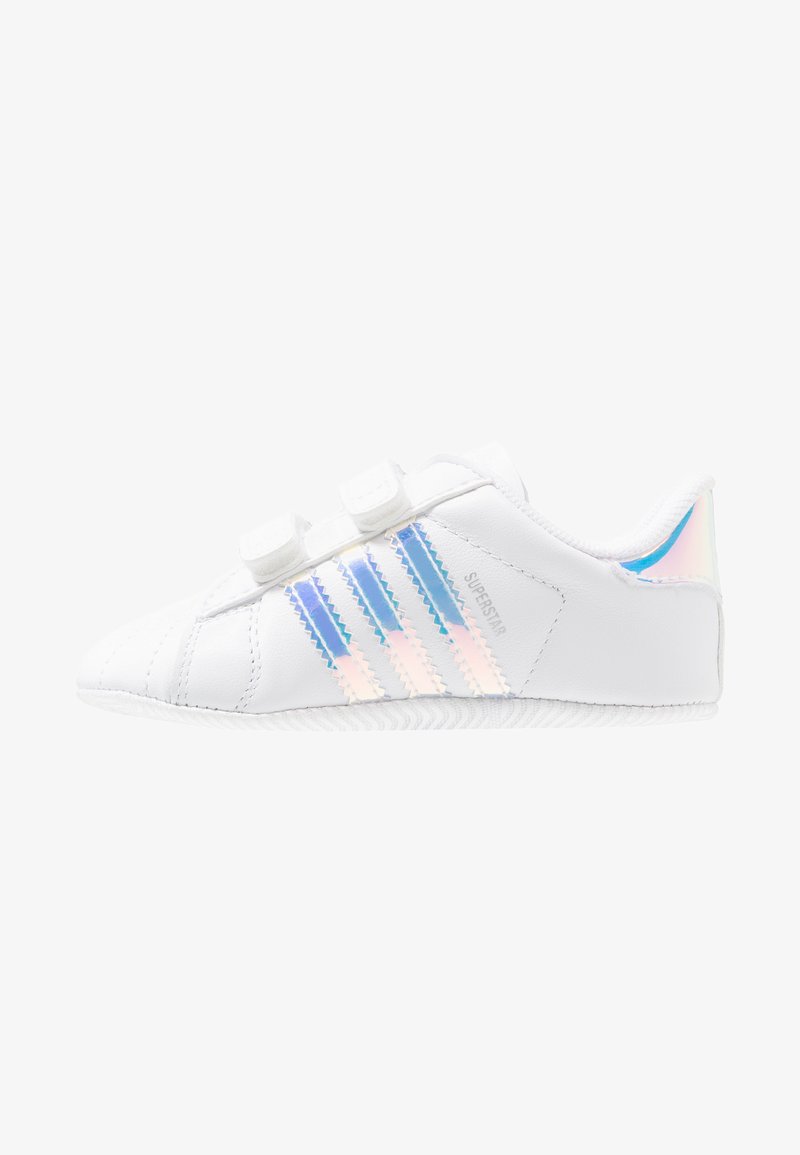Adidas Originals Superstar Crib Chaussons Pour Bebe Footwear White Core Black Blanc Zalando Fr Adidas Originals Superstar Crib Chaussons Pour Bebe Footwear White Core Black Blanc Zalando Fr